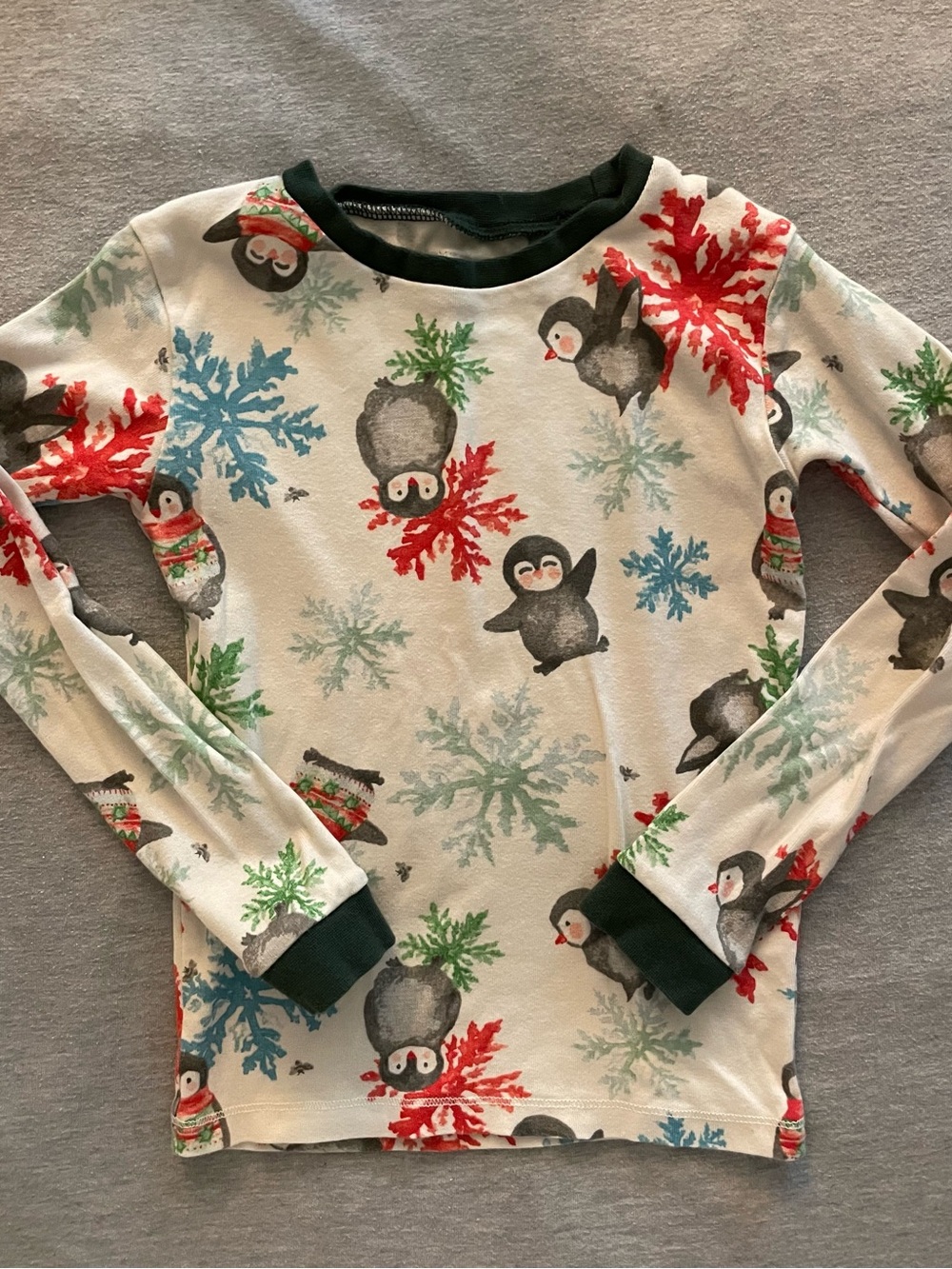 Burt’s Bees Kids Penguin Print Long-Sleeve PJs - White with Snowflakes